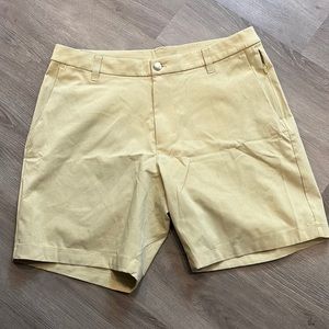 Men’s Lululemon Commission shorts, light green. Size 32.